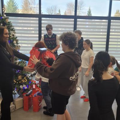 Mikołajki - odwiedziny Pani Ewy i Pani Emilki